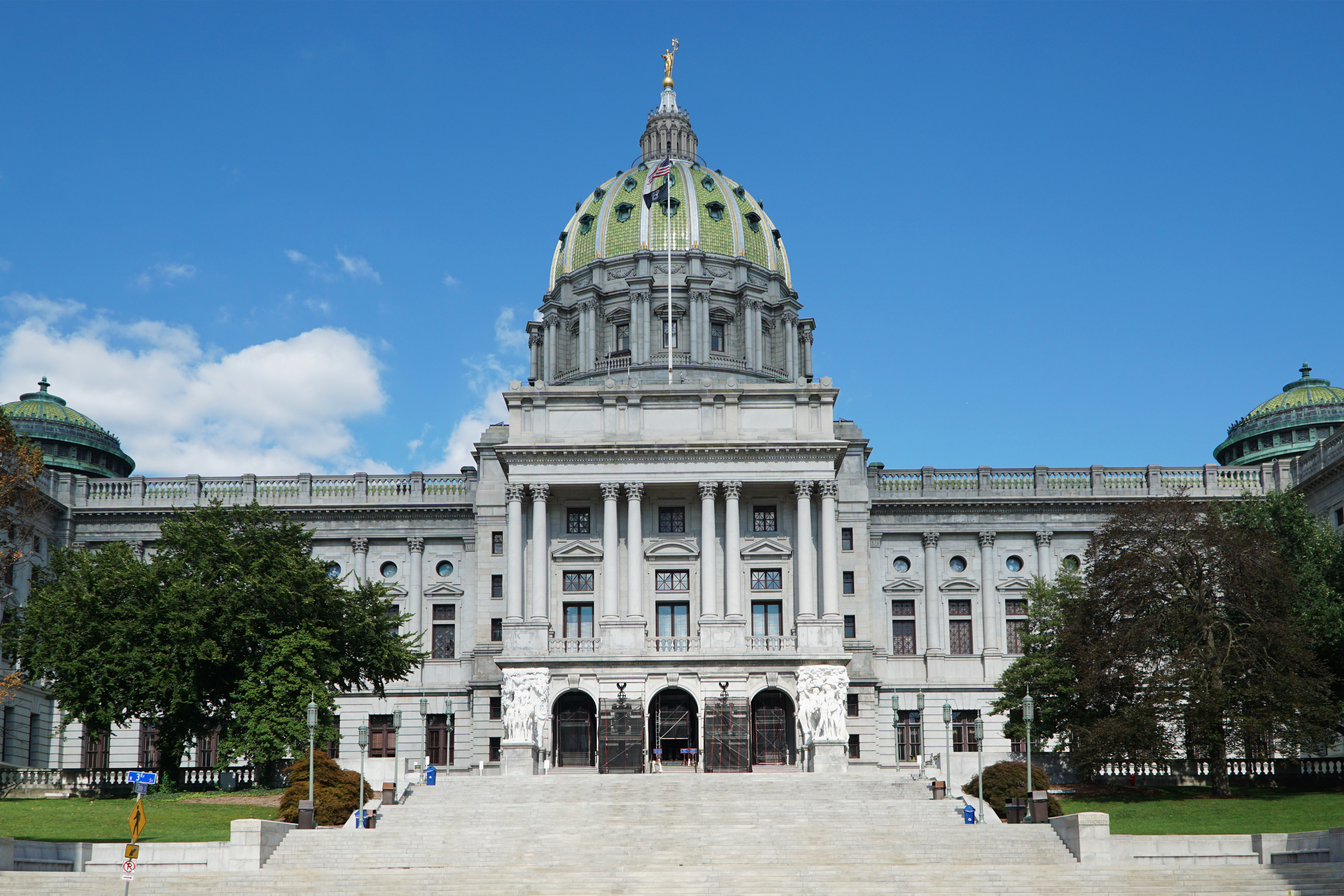 View of Pennsylvania State House. Learn about incentives, industries, and key drivers of the state's economy.