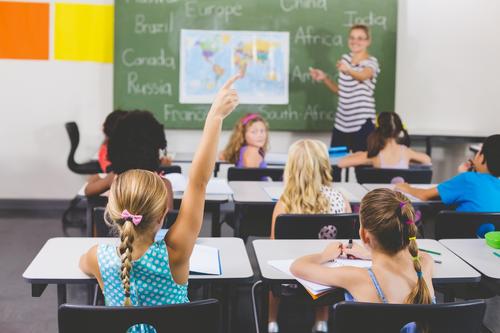 Demokratie vs diktatur in der schule