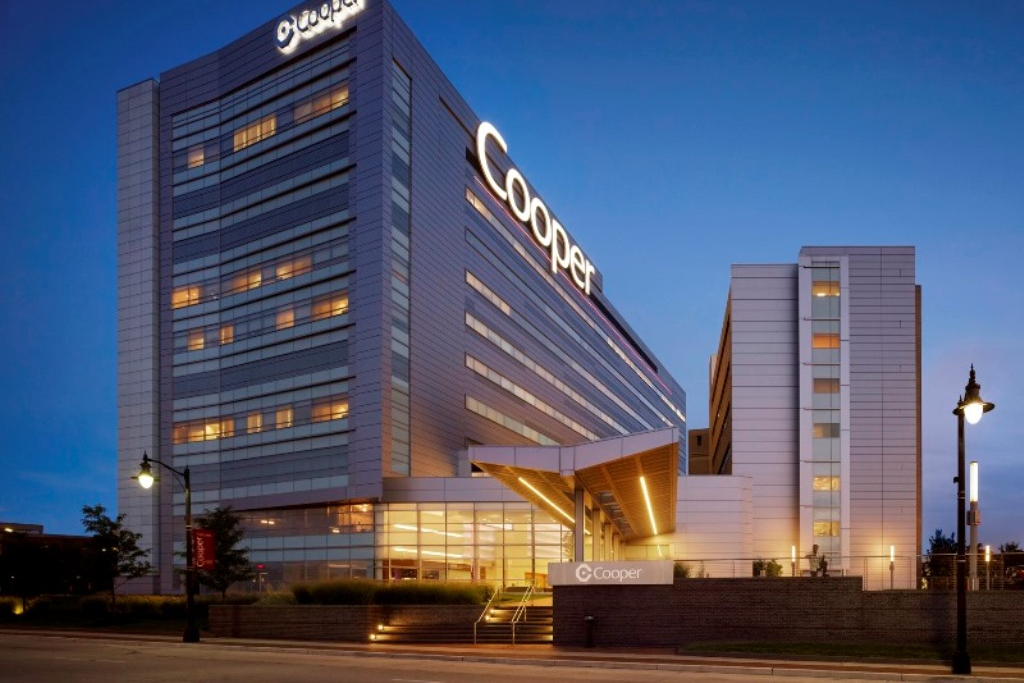Cooper University Hospital of New Jersey achieves USP compliance success with Simplifi+