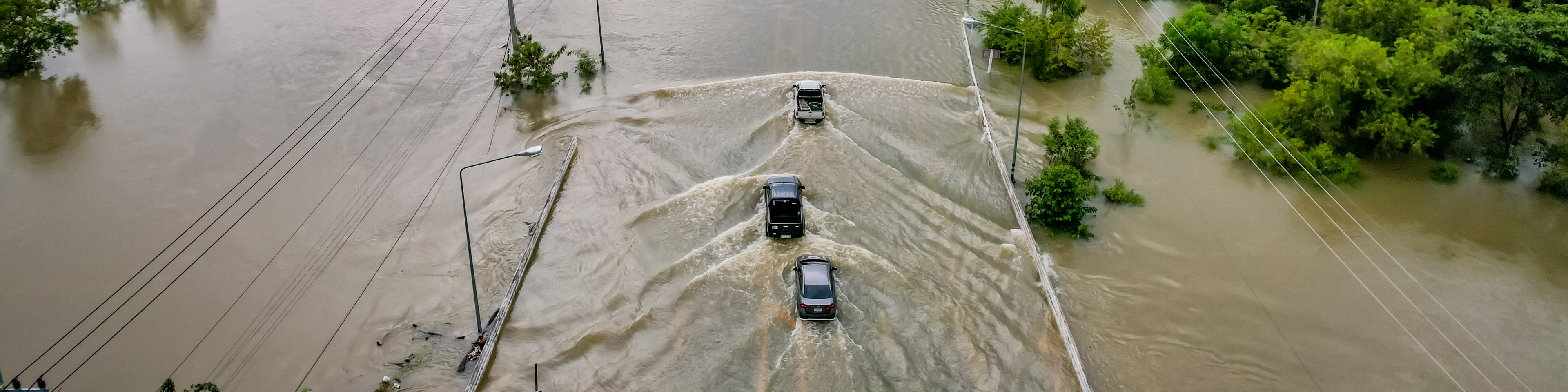 cars-driving-through-flooded-roadways
