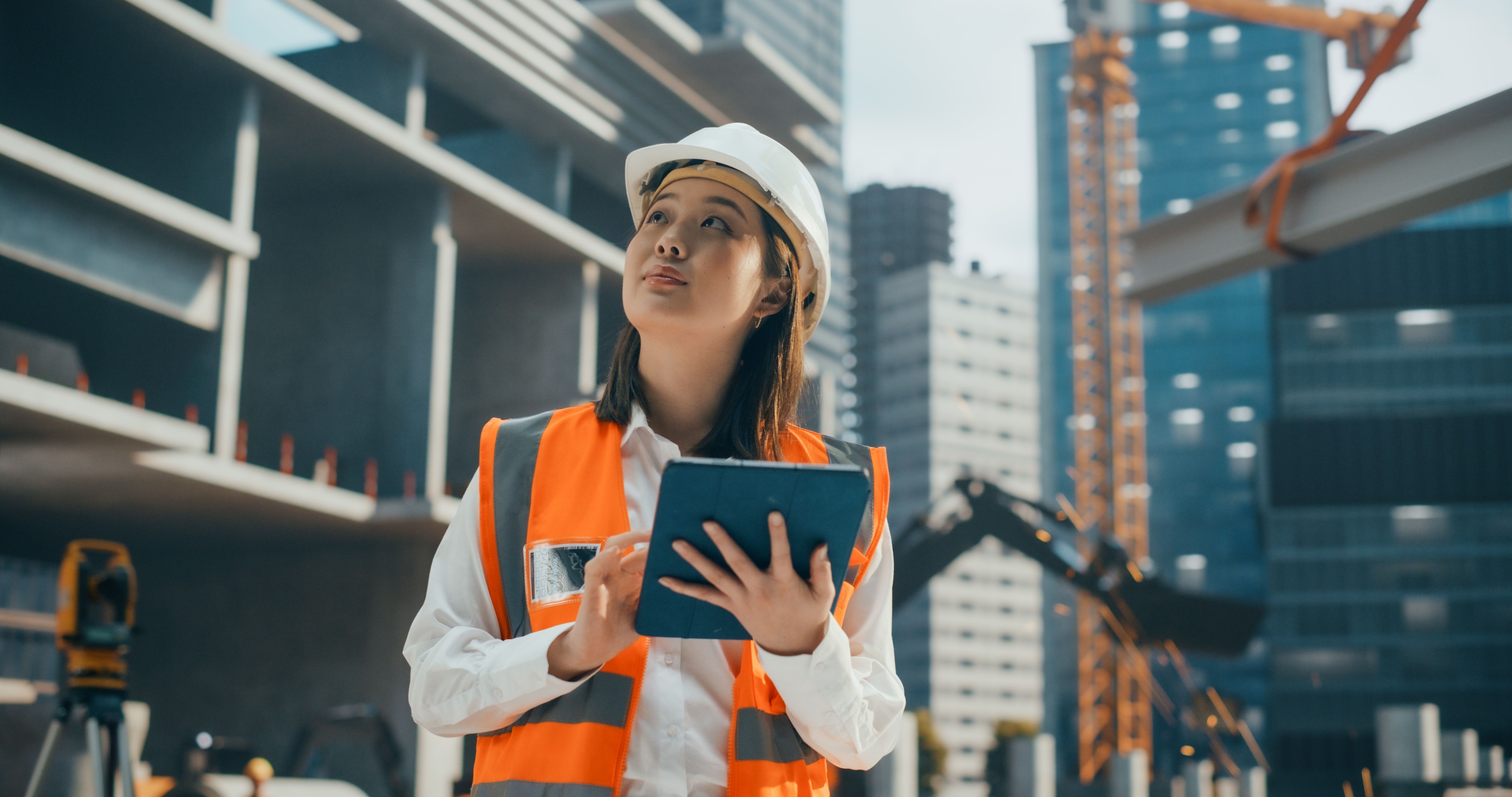 Construction worker with tablet