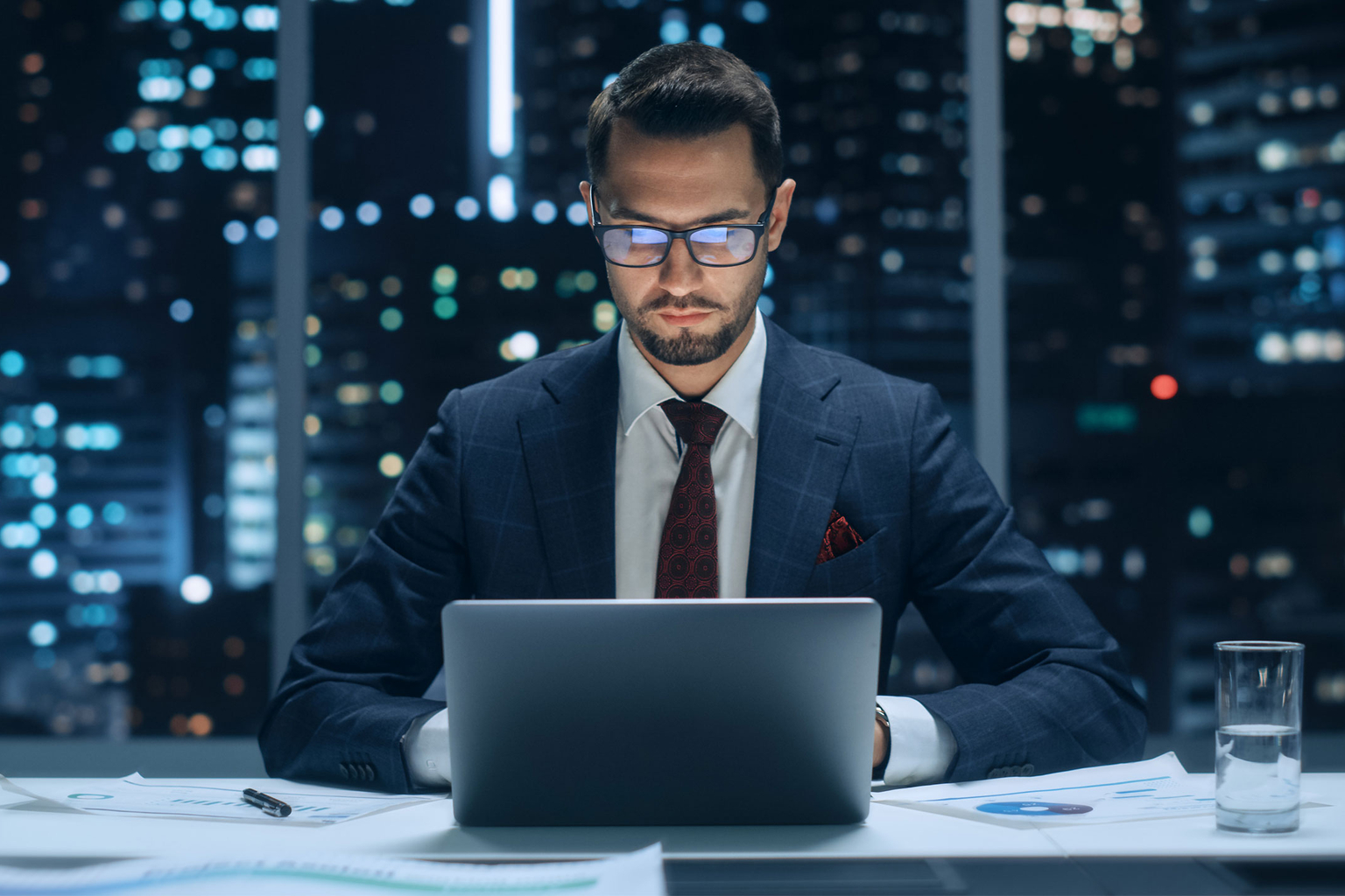 Doradca podatkowy w erze danych – granice tajemnicy zawodowej i obowiązki wobec fiskusa