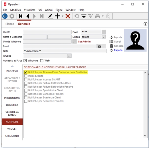 Operatore notifiche per rinnovo firma