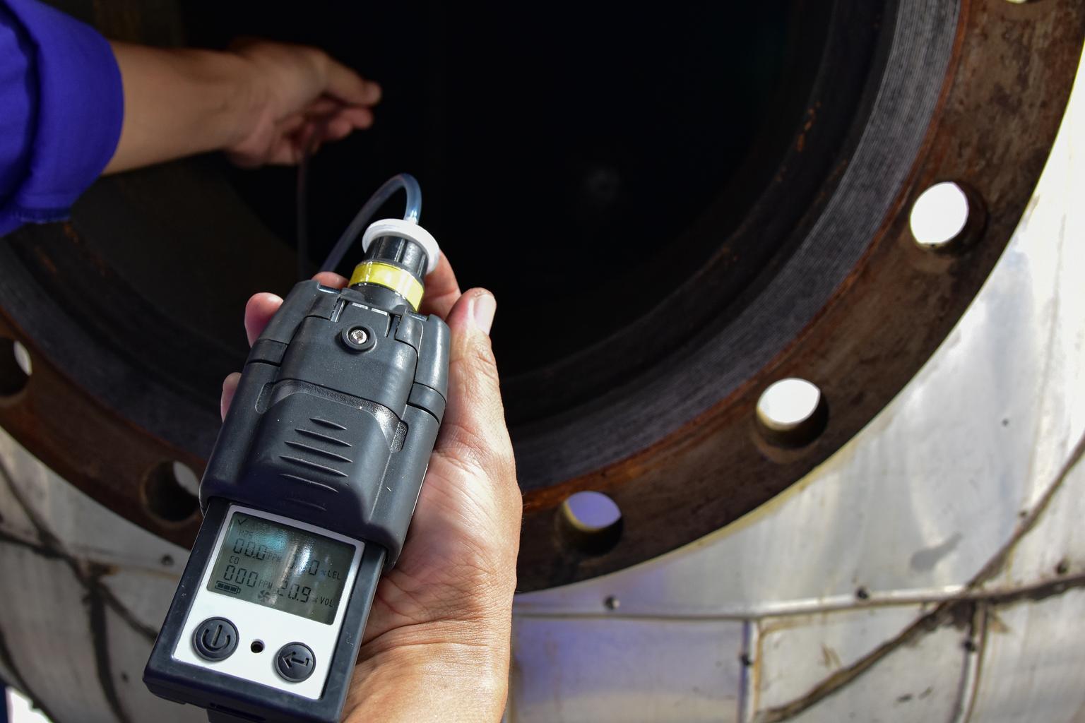 Using the gas detector for detect combustible gas , flammable gas , toxic gas and oxygen depletion in a confined spaces.