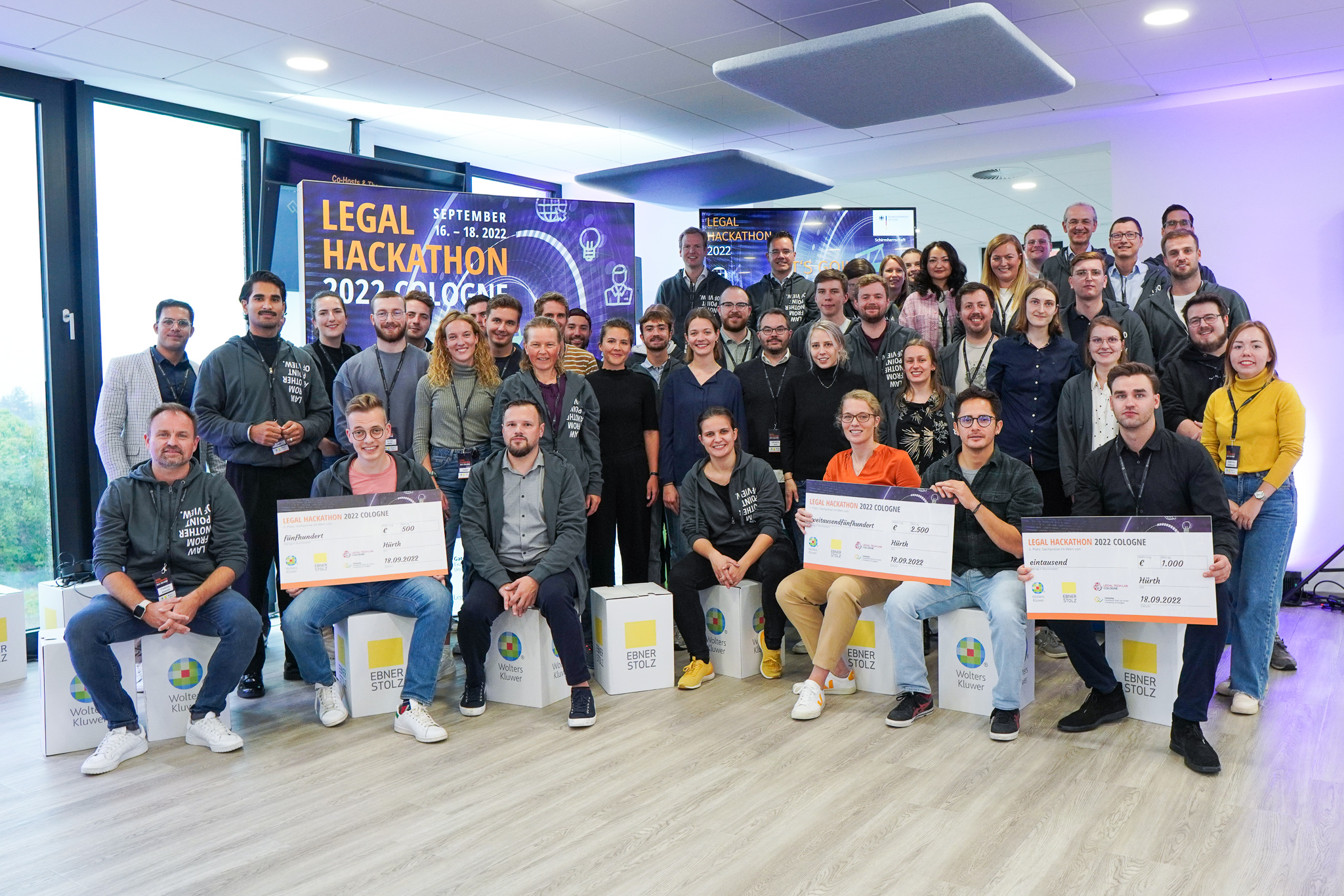 Teilnehmende des Legal Hackathon 2022 