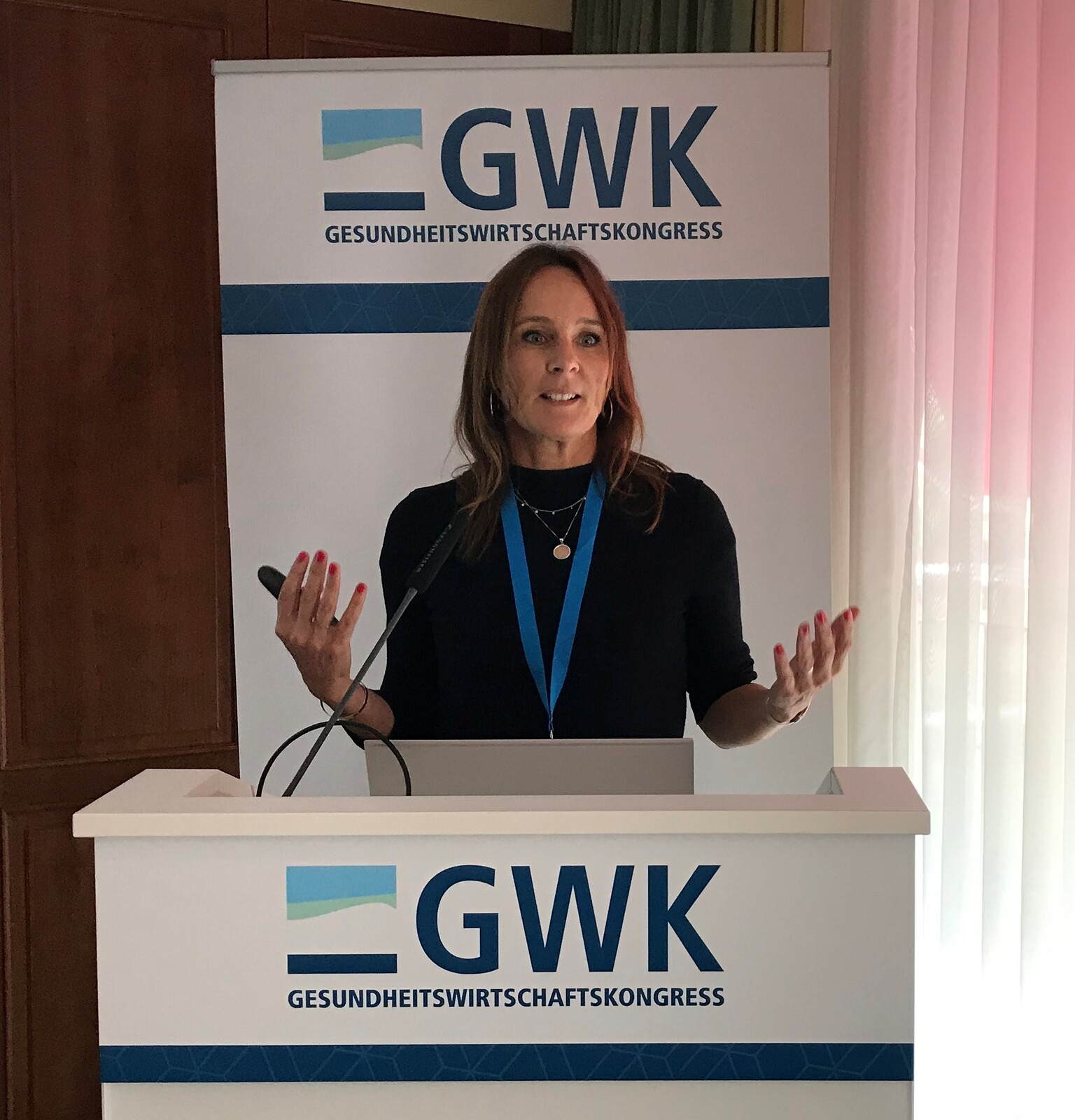 Simone Mahn, Head of Marketing, DACH, BeNeLux, Nordics & CEE, Wolters Kluwer Health, referierte beim Qualitäts-Panel des GWK