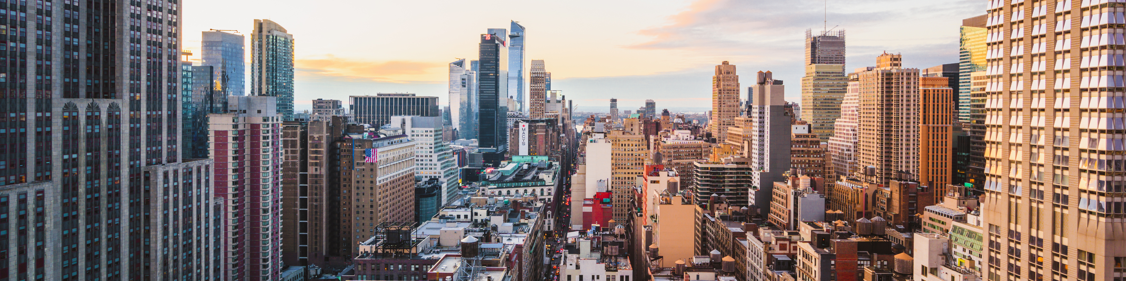 Rooftop view of Midtown Manhattan skyline, New York City 