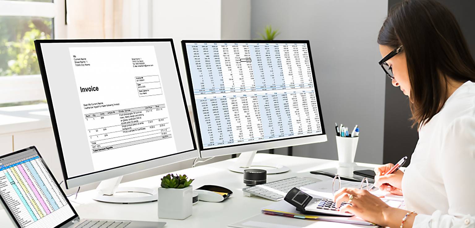 woman working on computer