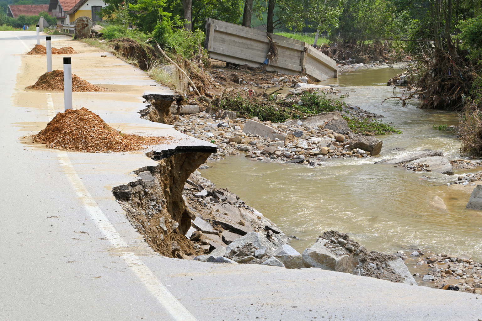 Tax relief for victims of Kentucky severe storms, straight-line winds, tornadoes, landslides, and mudslides: IRA and HSA deadlines postponed