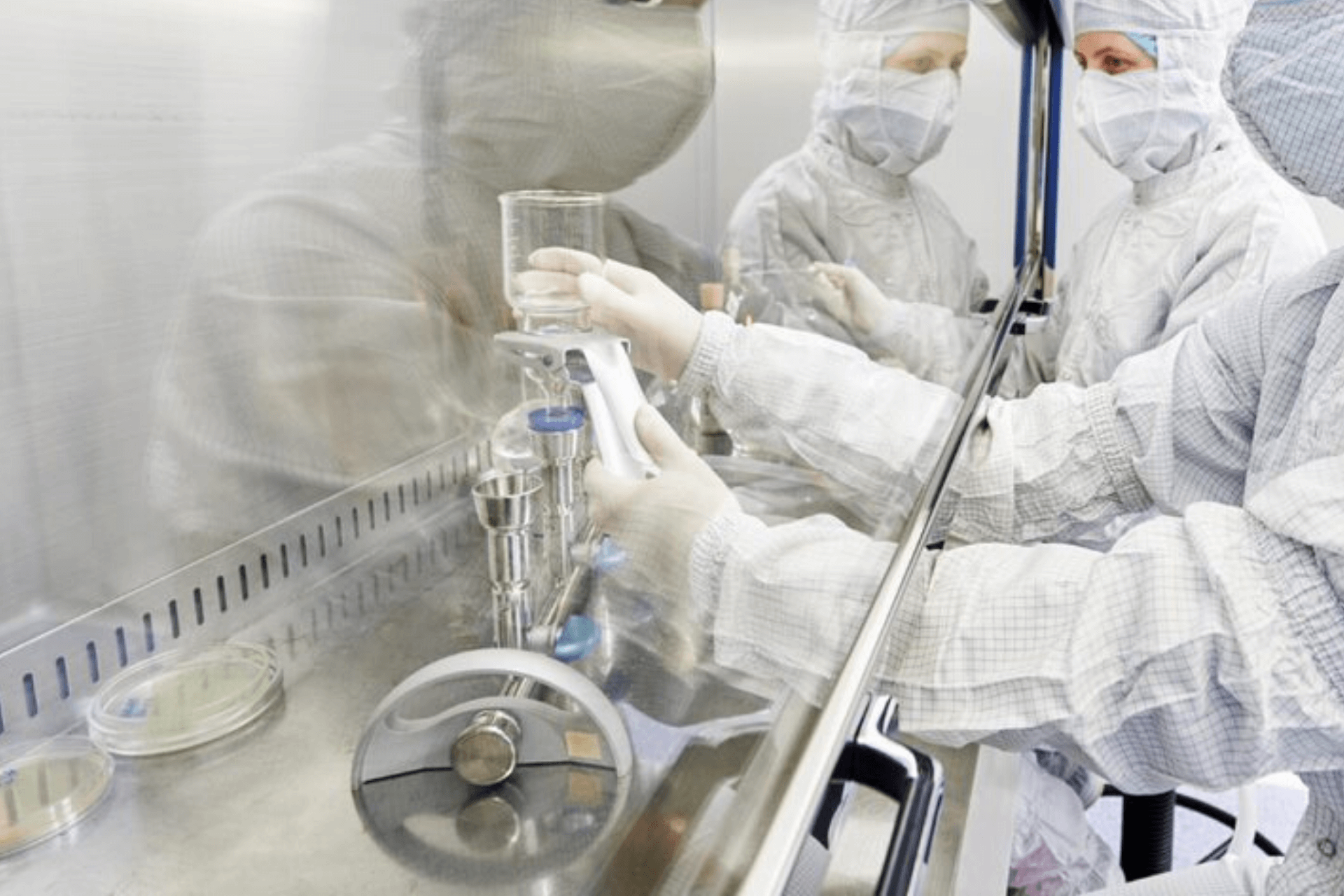 Sterile Compounding with Simplifi 797