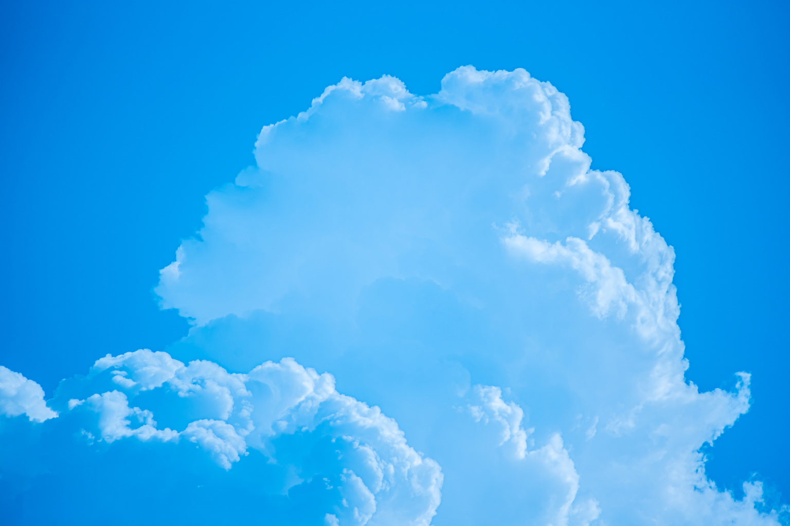 summer cumulonimbus cloud